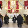 	W spotkaniu wzięło udział ok. 130 osób, m.in. ze wspólnoty Rycerzy Jana Pawła II i Wojowników Maryi.