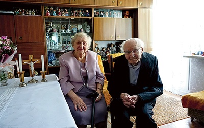 Eleonora i Antoni Tomczykowie w dniu jubileuszu.