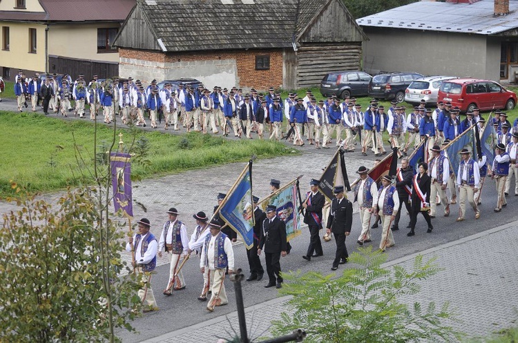 Sromowce Niżne. Ostatnie pożegnanie śp. ks. Czesława Jakóbczyka