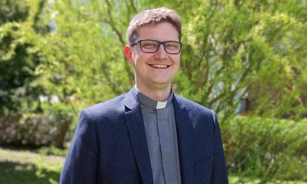 Ksiądz Artur Potrapeluk zaprasza do uczestnictwa w OSE wszystkich, którzy mają w sercu głoszenie Dobrej Nowiny. 