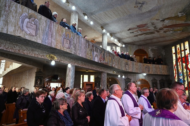 Pogrzeb ks. kan. Kazimierza Michalaka