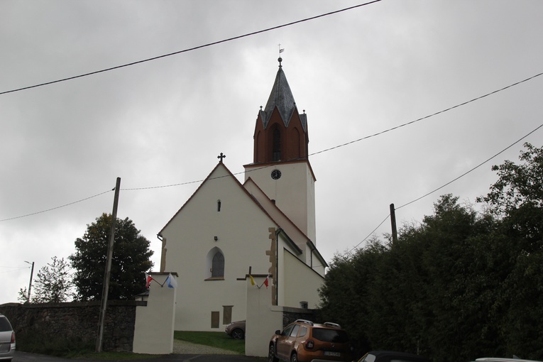 Pogrzeb ks. Stanisława Kałużnego