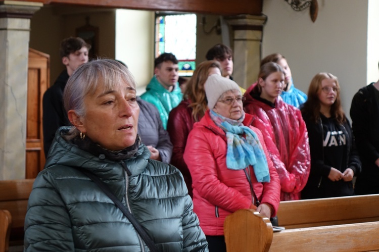 Koronka na ulicach diecezji świdnickiej