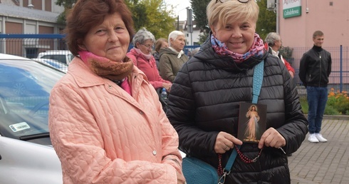 Koronka do Bożego Miłosierdzia na ulicach świata. Iskra wyszła z Polski 