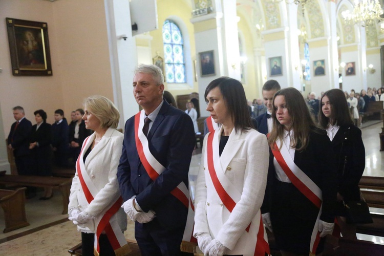 Olesno. Nadanie szkole im. bł. kard Stefana Wyszyńskiego 