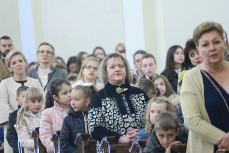 Olesno. Nadanie szkole im. bł. kard Stefana Wyszyńskiego 