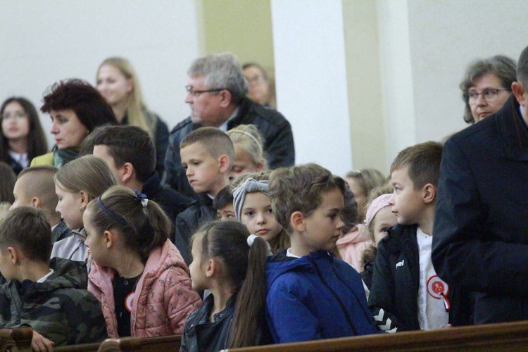 Olesno. Nadanie szkole im. bł. kard Stefana Wyszyńskiego 