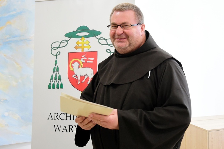 Wręczenie dekretów nowym dziekanom