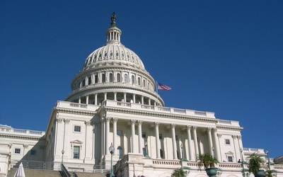 Deputowani do Kongresu USA podzieleni w sprawie wniosku Ukrainy o wejście do NATO