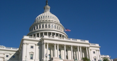 Deputowani do Kongresu USA podzieleni w sprawie wniosku Ukrainy o wejście do NATO
