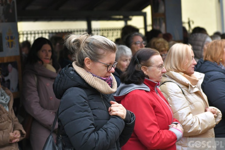 Pielgrzymka Żywego Różańca i Apostolstwa "Margaretka" do Rokitna