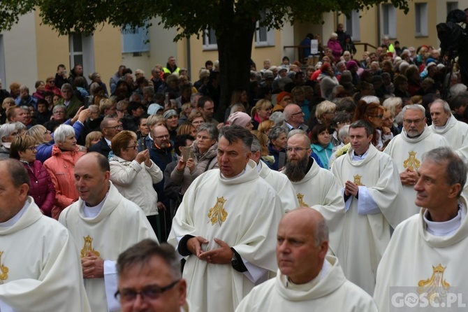 Pielgrzymka Żywego Różańca i Apostolstwa "Margaretka" do Rokitna