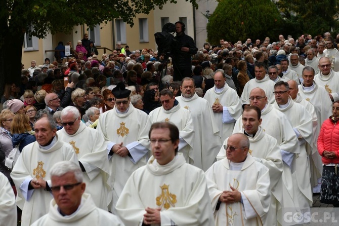 Pielgrzymka Żywego Różańca i Apostolstwa "Margaretka" do Rokitna