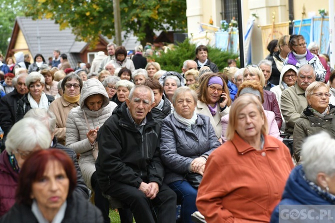 Pielgrzymka Żywego Różańca i Apostolstwa "Margaretka" do Rokitna