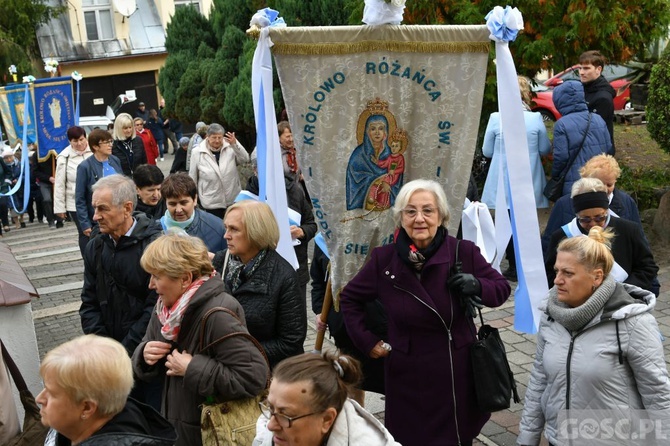 Pielgrzymka Żywego Różańca i Apostolstwa "Margaretka" do Rokitna