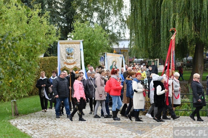 Pielgrzymka Żywego Różańca i Apostolstwa "Margaretka" do Rokitna