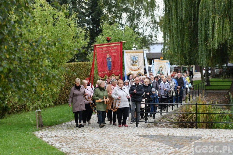 Pielgrzymka Żywego Różańca i Apostolstwa "Margaretka" do Rokitna