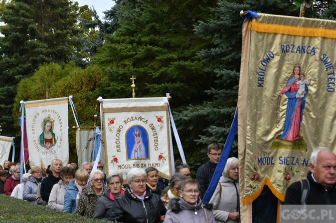 Pielgrzymka Żywego Różańca i Apostolstwa "Margaretka" do Rokitna