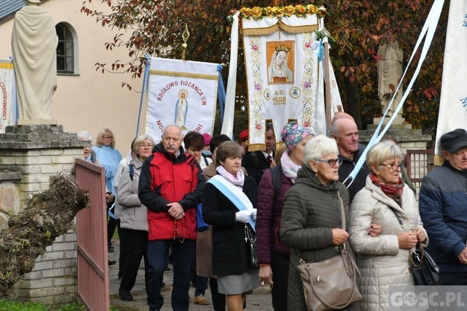 Pielgrzymka Żywego Różańca i Apostolstwa "Margaretka" do Rokitna