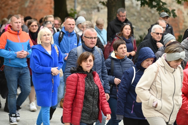 XI Pielgrzymka Róż Różańcowych do Barda