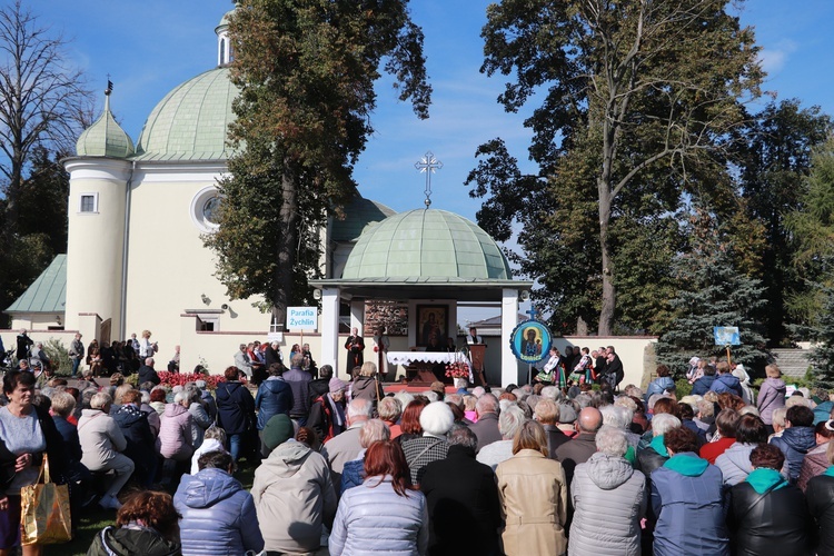 Domaniewice. Diecezjalna Pielgrzymka Kół Żywego Różańca