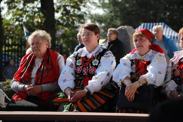 Domaniewice. Diecezjalna Pielgrzymka Kół Żywego Różańca