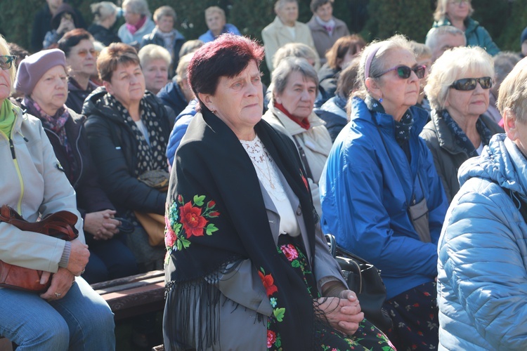 Domaniewice. Diecezjalna Pielgrzymka Kół Żywego Różańca