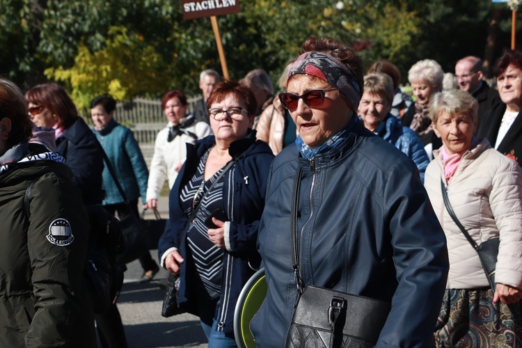 Domaniewice. Diecezjalna Pielgrzymka Kół Żywego Różańca