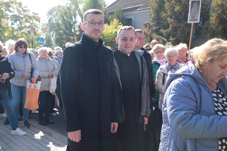 Domaniewice. Diecezjalna Pielgrzymka Kół Żywego Różańca