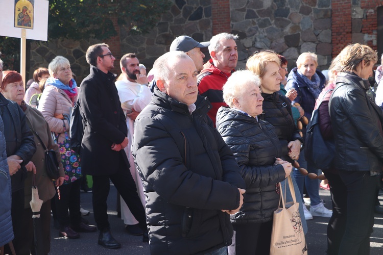 Domaniewice. Diecezjalna Pielgrzymka Kół Żywego Różańca