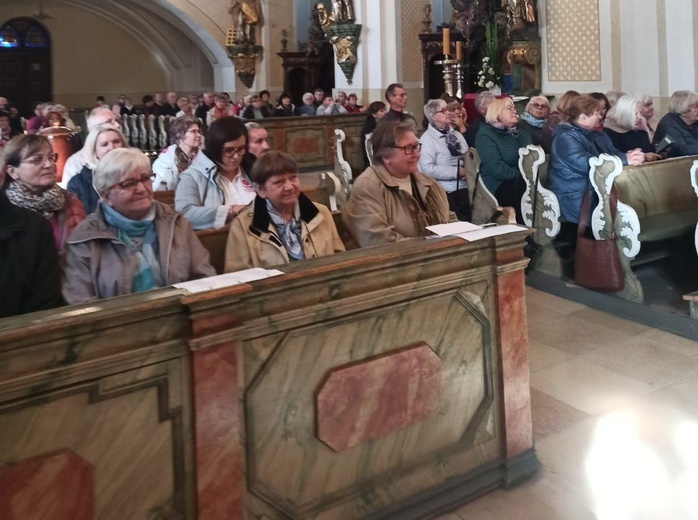 Grodowiec. Dzień skupienia dla Parafialnych Zespołów Caritas