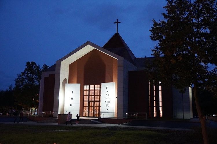 Poświęcenie kościoła pw. NMP Bolesnej we Wrocławiu-Strachocinie