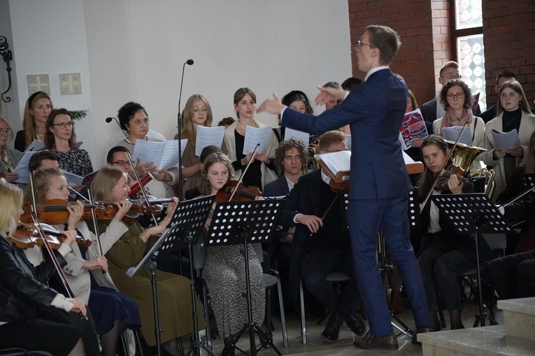 Poświęcenie kościoła pw. NMP Bolesnej we Wrocławiu-Strachocinie