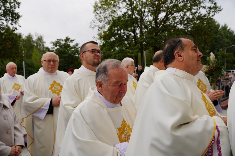 Poświęcenie kościoła pw. NMP Bolesnej we Wrocławiu-Strachocinie