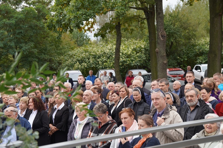 Poświęcenie kościoła pw. NMP Bolesnej we Wrocławiu-Strachocinie