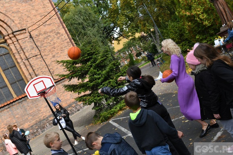 Nowa Sól. Parafialny piknik franciszkański