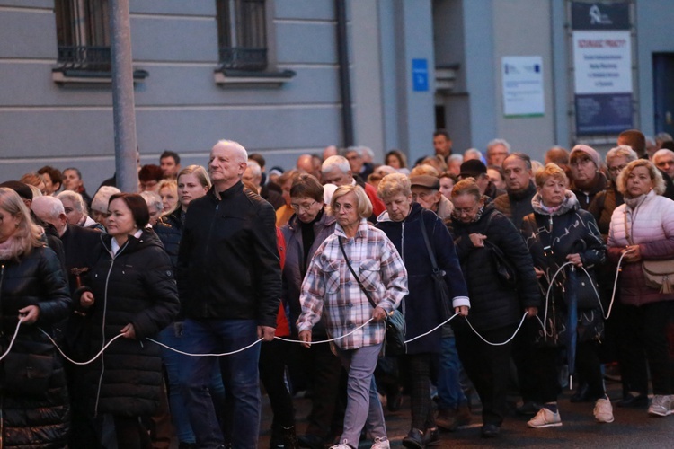 Tarnów. Procesja różańcowa