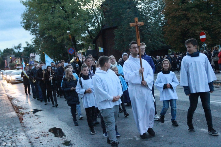 Tarnów. Procesja różańcowa