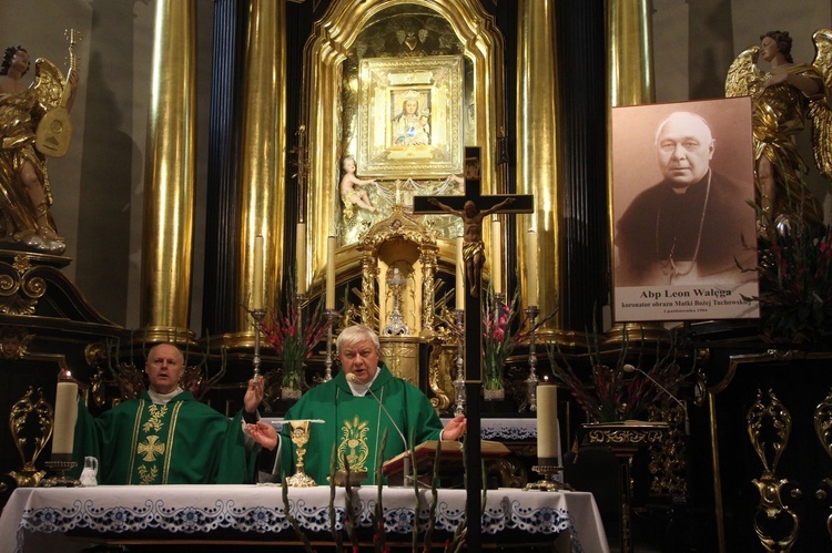 Tuchów. Zawierzenie Rycerstwa Pani Tuchowskiej