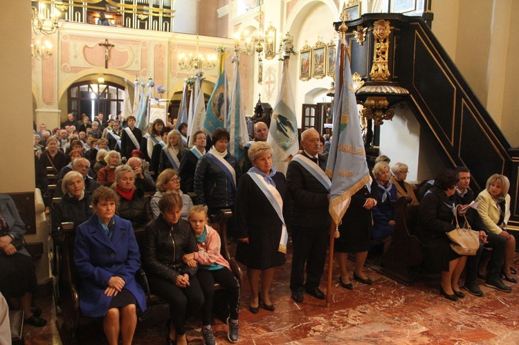 Tuchów. Zawierzenie Rycerstwa Pani Tuchowskiej