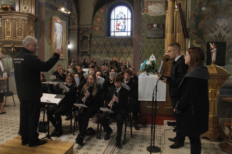 250. rocznica obecności obrazu Matki Bożej Szczucińskiej w parafialnej świątyni