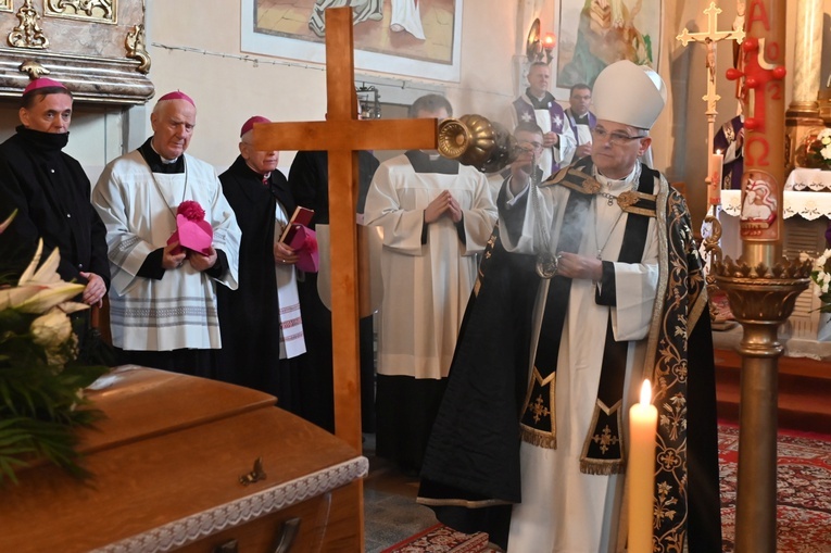 Pogrzeb śp. Michała Bałabucha, taty bp. Adama