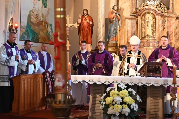 Pogrzeb śp. Michała Bałabucha, taty bp. Adama