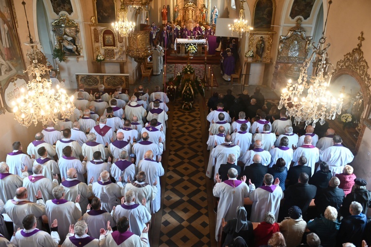 Pogrzeb śp. Michała Bałabucha, taty bp. Adama