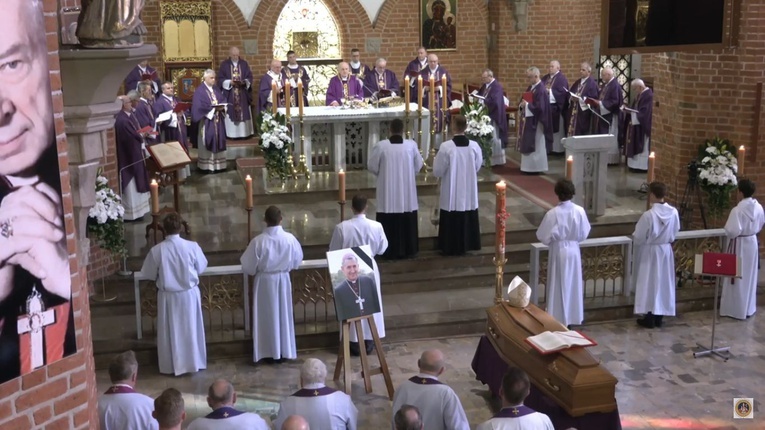 Uroczystości pogrzebowe bp. Jana Styrny