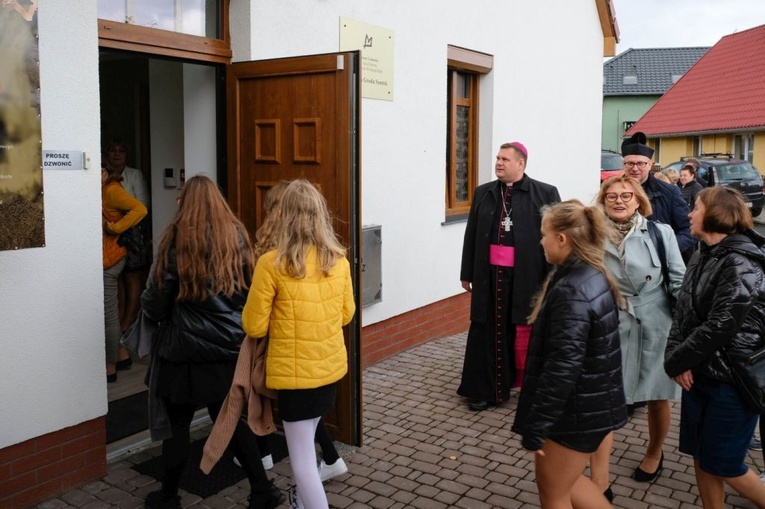 Stauroteka z Ostrowa Lednickiego w Santoku