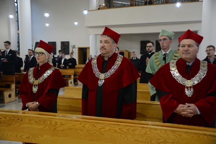 Msza św. w intencji społeczności akademickiej Opola