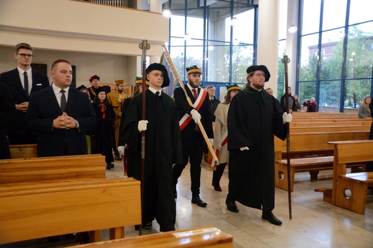 Msza św. w intencji społeczności akademickiej Opola