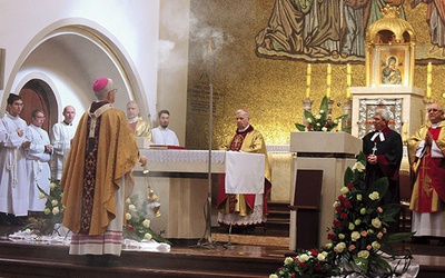 	Eucharystia w kościele św. Andrzeja w 100. rocznicę nadania praw miejskich.
