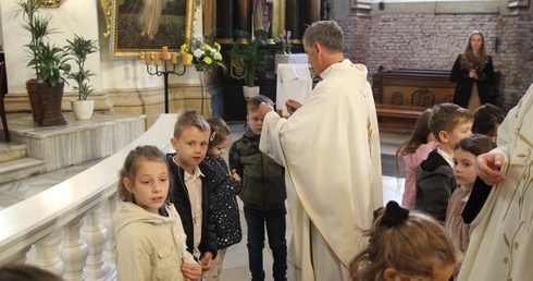 Ślubowanie w szkole św. Franciszka